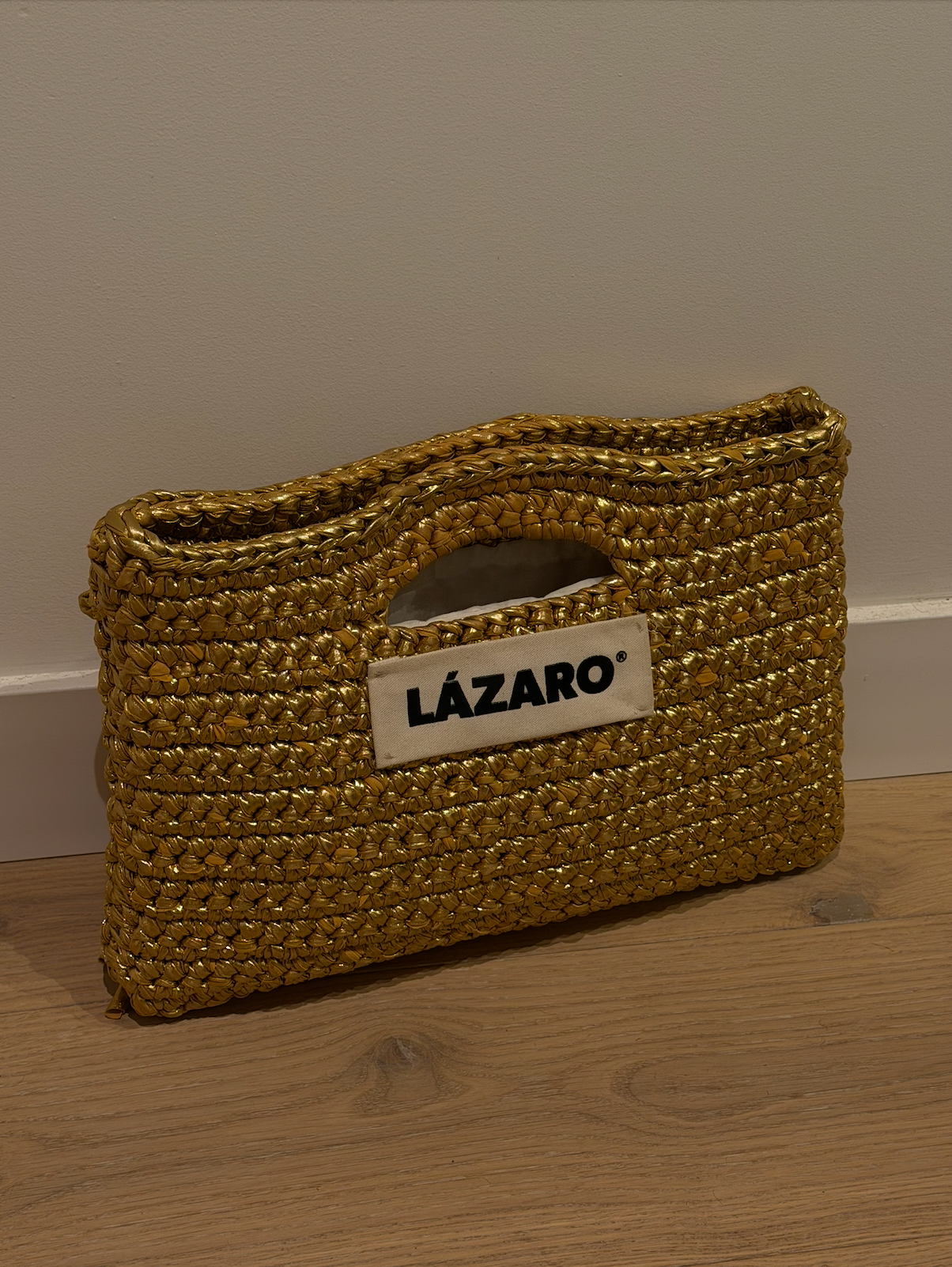 Clutch Tejido Sin Flecos